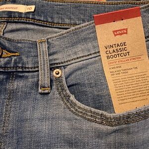Levi’s VINTAGE CLASSIC BOOTCUT WOMEN'S JEANS size 10 W30 L32